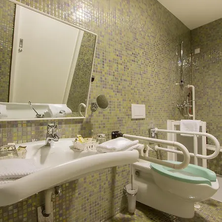 Rimske Terme - Zdraviliski Dvor Hotel Rimske Toplice