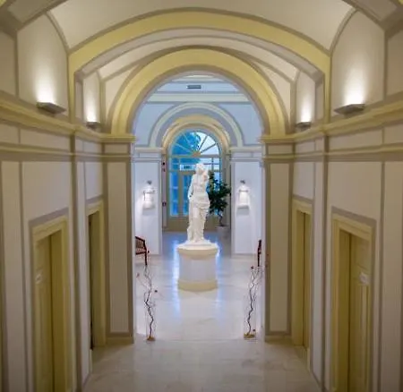 Rimske Terme - Zdraviliski Dvor 4* Rimske Toplice
