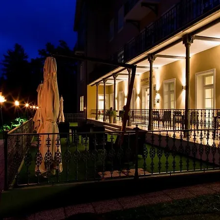 Rimske Terme - Zdraviliski Dvor 4* Rimske Toplice