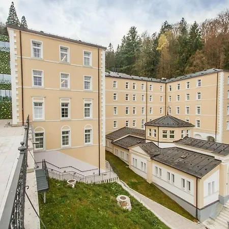 Rimske Terme - Zdraviliski Dvor Римске-Топлице